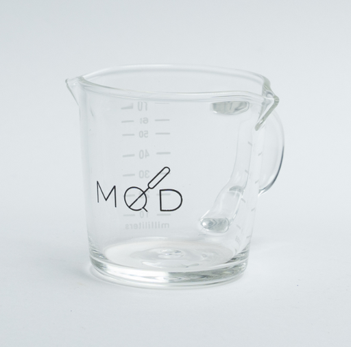 Shot glass 70 ML / كوب قياس زجاجي 70 مل مع مصب